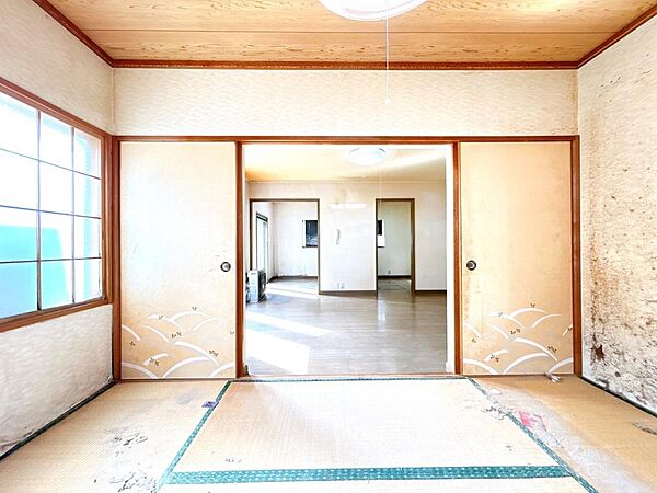 detached 北海道釧路郡釧路町豊美1丁目8-15
地図を見る