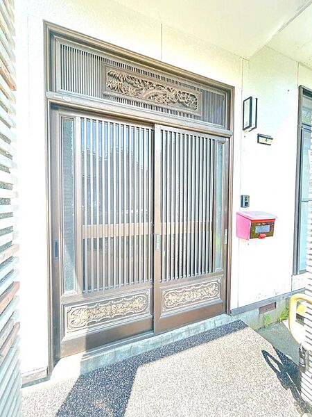 detached 北海道釧路市鶴ケ岱3丁目9-5
地図を見る