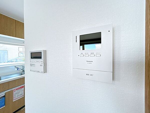 【リフォーム済】モニターフォンは新品に交換致しました。