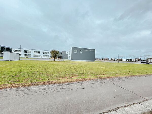 【中学校】中標津町立広陵中学校まで約3460ｍ（徒歩44分）通学の時間はお友達と仲良くチャンスですね