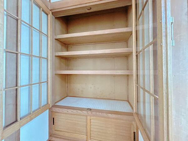 【現況販売　6帖和室収納】