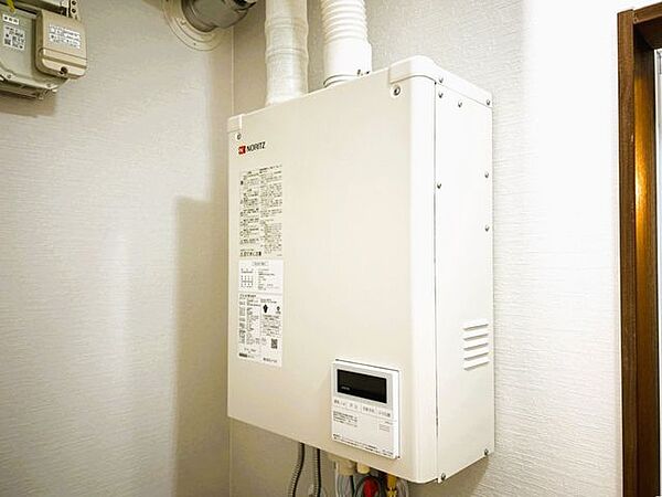【リフォーム後】給湯ボイラーは新品交換いたしました。