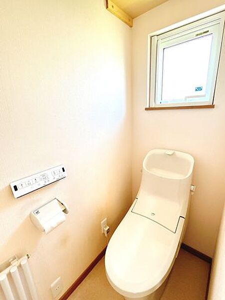 トイレを拡大表示