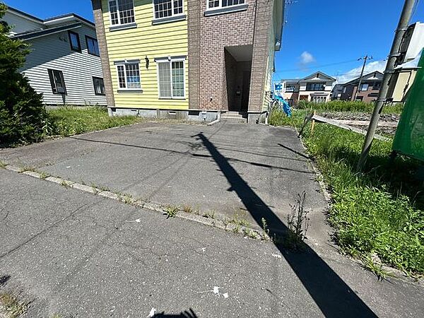 【駐車場】