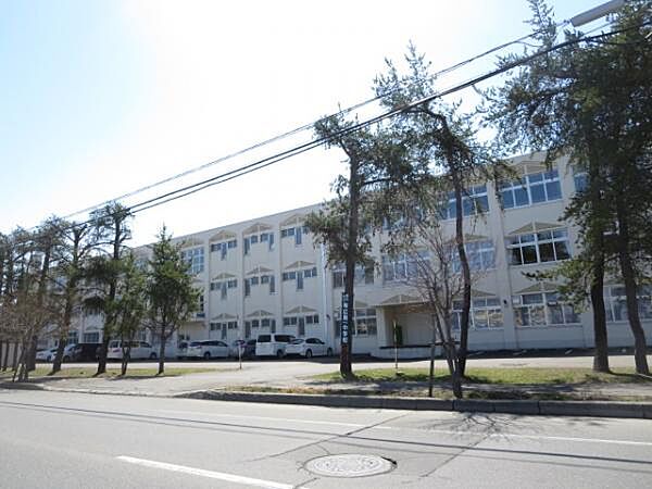 detached 北海道帯広市西十八条北2丁目27-6
地図を見る
