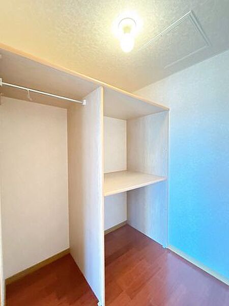 【リフォーム中】【二階・西側・居室収納】クリーニングします。
