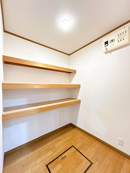 【リフォーム済】1階・納戸です。