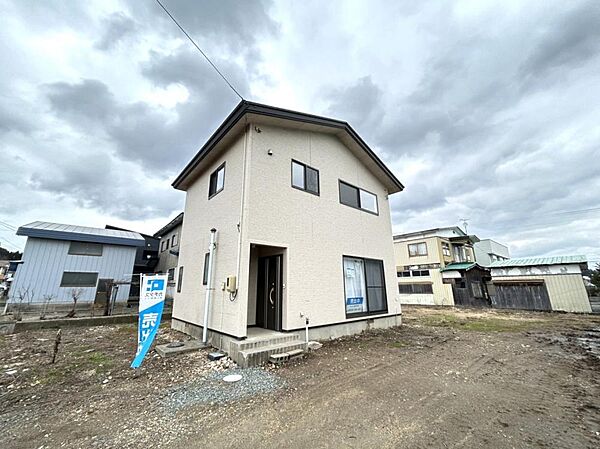 detached 秋田県北秋田市綴子字前野168-5
地図を見る