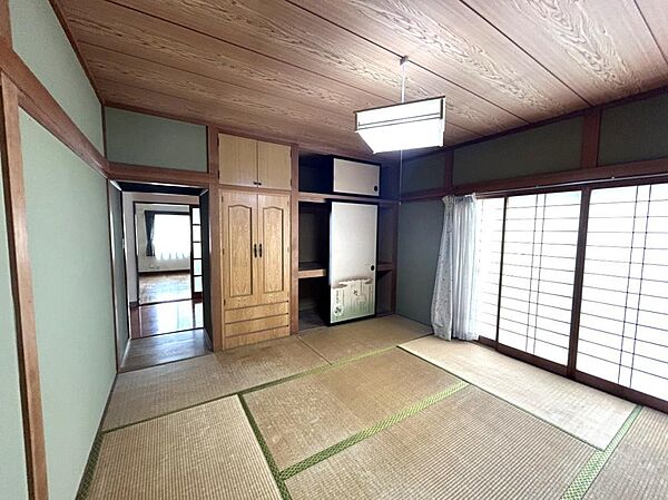 detached 秋田県大館市字観音堂447-5
地図を見る