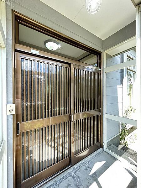 detached 秋田県能代市花園町19-6
地図を見る