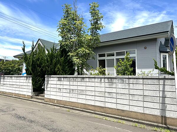 detached 秋田県能代市花園町19-6
地図を見る
