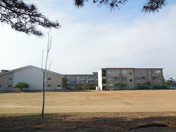 detached 秋田県能代市花園町19-6
地図を見る