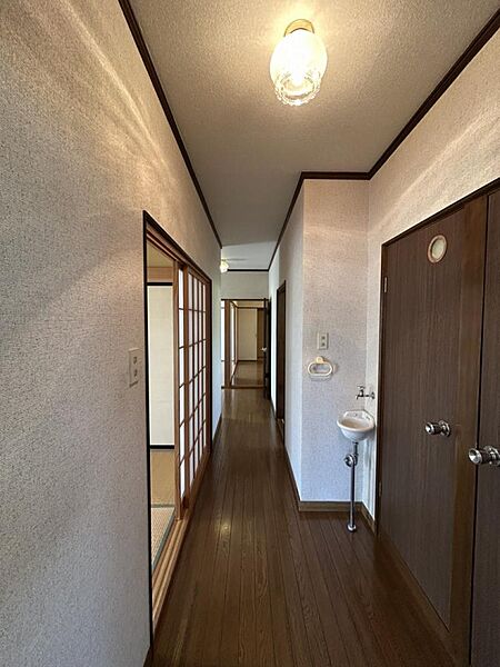 detached 秋田県能代市花園町19-6
地図を見る