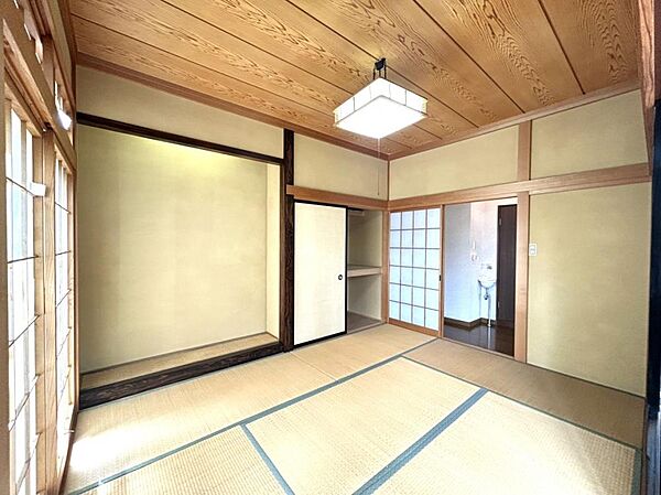 detached 秋田県能代市花園町19-6
地図を見る