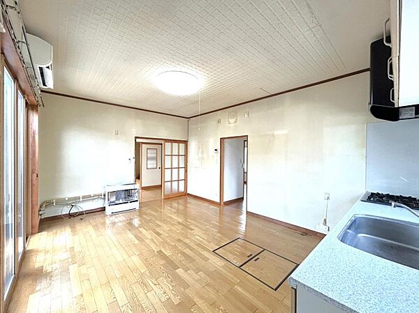 detached 秋田県北秋田市綴子字太田屋敷後105-4
地図を見る