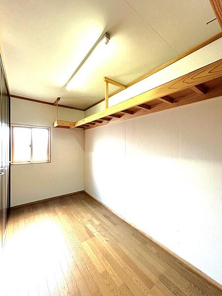 detached 秋田県北秋田市綴子字太田屋敷後105-4
地図を見る
