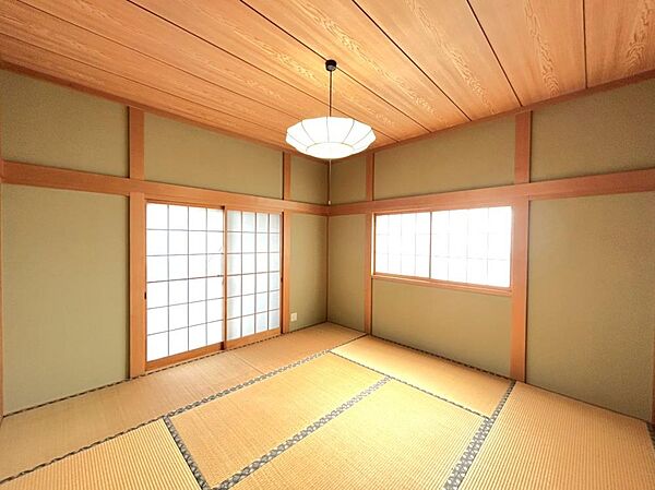 detached 秋田県北秋田市綴子字太田屋敷後105-4
地図を見る