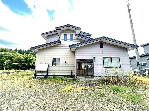 detached 秋田県大館市餌釣字沢96-28
地図を見る