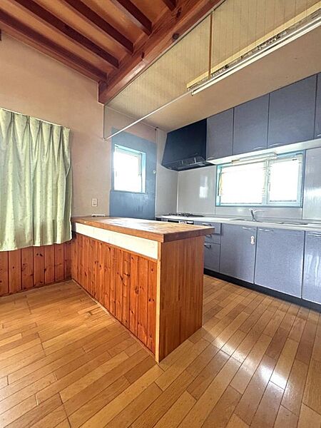 detached 秋田県大館市比内町扇田字上庚申台11-11
地図を見る