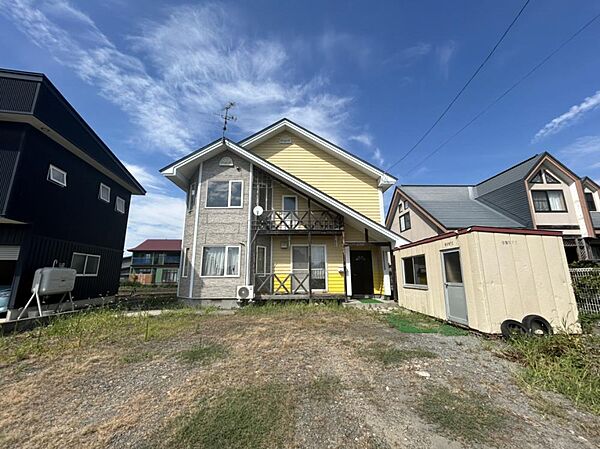 detached 秋田県大館市比内町扇田字上庚申台11-11
地図を見る