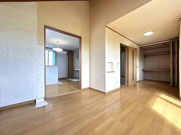 detached 秋田県大館市比内町扇田字上庚申台11-11
地図を見る