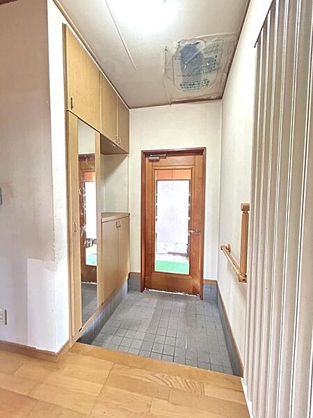 detached 秋田県大館市比内町扇田字上庚申台11-11
地図を見る