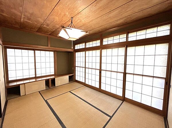 detached 秋田県大館市比内町扇田字伊勢堂岱79-2
地図を見る