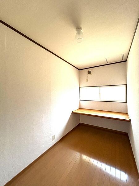 detached 秋田県大館市岩瀬字羽貫谷地中島21-10
地図を見る