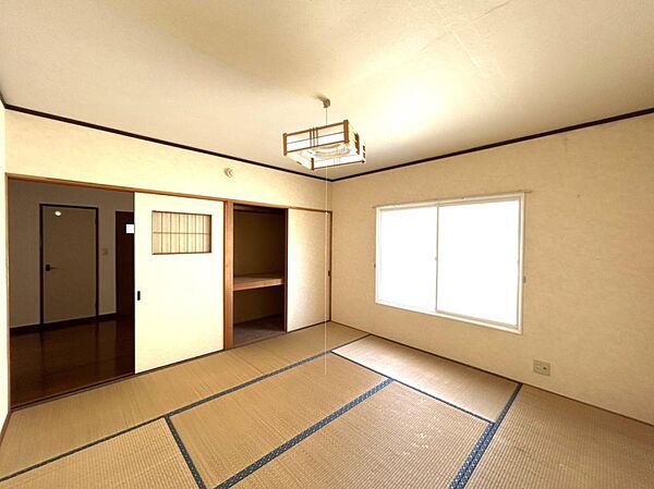 detached 秋田県大館市岩瀬字羽貫谷地中島21-10
地図を見る