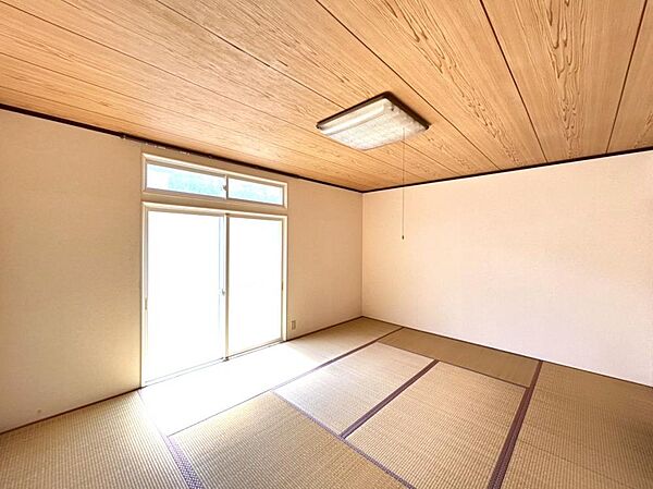 detached 秋田県大館市岩瀬字羽貫谷地中島21-10
地図を見る