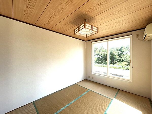detached 秋田県大館市岩瀬字羽貫谷地中島21-10
地図を見る