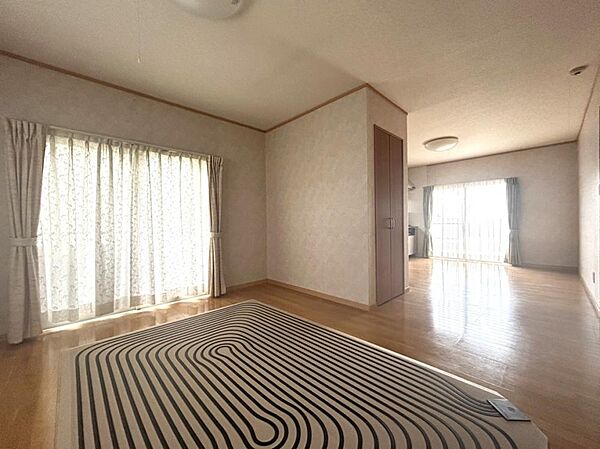 detached 秋田県山本郡三種町鹿渡字中沢新田142-2
地図を見る