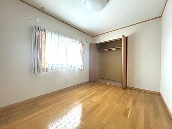 detached 秋田県山本郡三種町鹿渡字中沢新田142-2
地図を見る