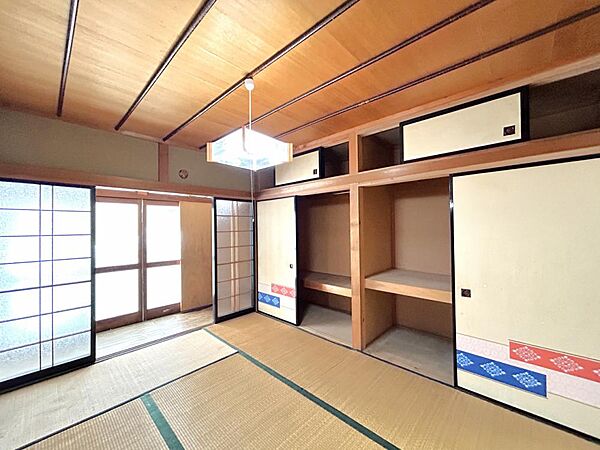 detached 青森県弘前市大字城西1丁目4-5
地図を見る