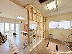 黒石市大字牡丹平字福民北　戸建て 4LDKのリビング/ダイニング