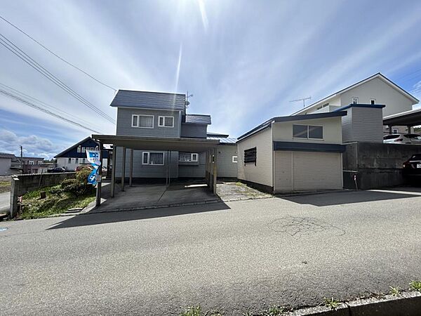 detached 青森県むつ市桜木町26-1
地図を見る