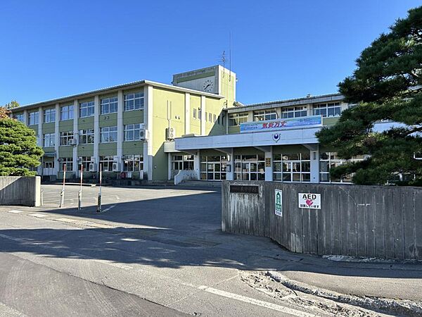 detached 青森県十和田市大字相坂字高清水735-5
地図を見る