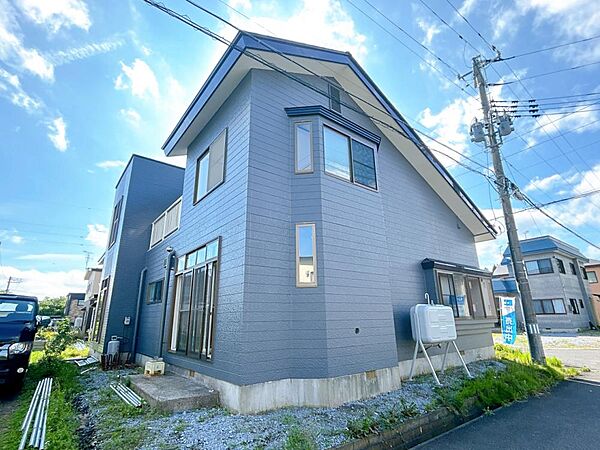 detached 青森県むつ市金曲3丁目11-24
地図を見る