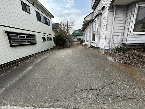 detached 青森県むつ市山田町16-30
地図を見る