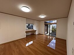 上北郡六戸町小松ケ丘4丁目　戸建て 4LDKのリビング/ダイニング