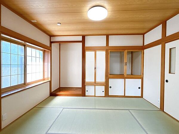 【リフォーム済】北側和室は畳を表替えしました。