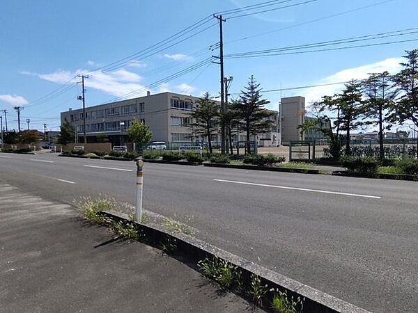 むつ市立田名部 むつ市田名部中学校まで1700ｍ（徒歩22分）