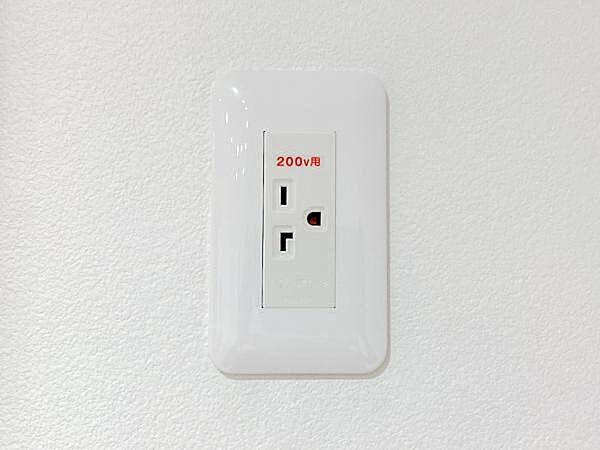 【同仕様写真】各居室にエアコン用コンセントを新設します。