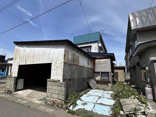 detached 青森県青森市浪館前田3丁目25-5
地図を見る