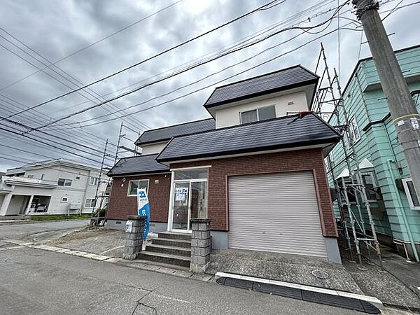 【リフォーム中】外観別角度です。屋根外壁は塗装を行います。