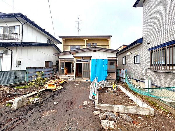 detached 青森県三戸郡五戸町字天満後25-4
地図を見る