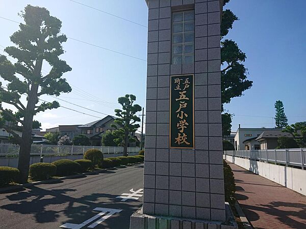 detached 青森県三戸郡五戸町字地蔵岱14-153
地図を見る