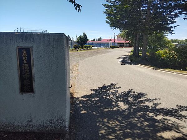 detached 青森県三戸郡南部町大字福田字あかね2-33
地図を見る