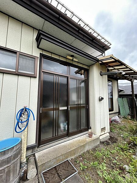 detached 青森県三戸郡五戸町字荒町11-2
地図を見る