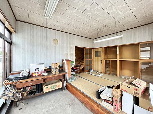 detached 青森県三戸郡五戸町字荒町11-2
地図を見る